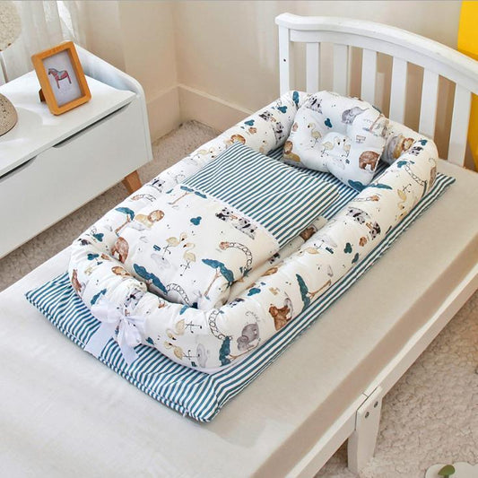 Newborn Foldable Portable Crib Middle Bed Baby Infant Bionic Mattress