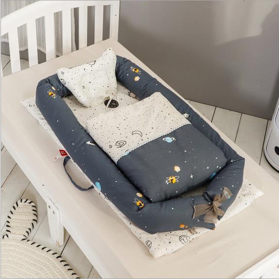 Newborn Foldable Portable Crib Middle Bed Baby Infant Bionic Mattress